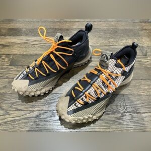 Nike ACG Men's Trail Shoes (Sz 9)